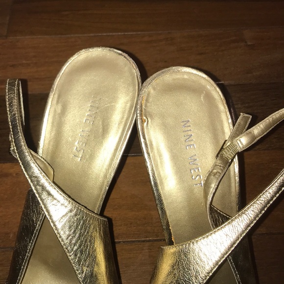 Nine West Size 10 Gold Open Toe Sling Back Heels - Picture 2 of 6